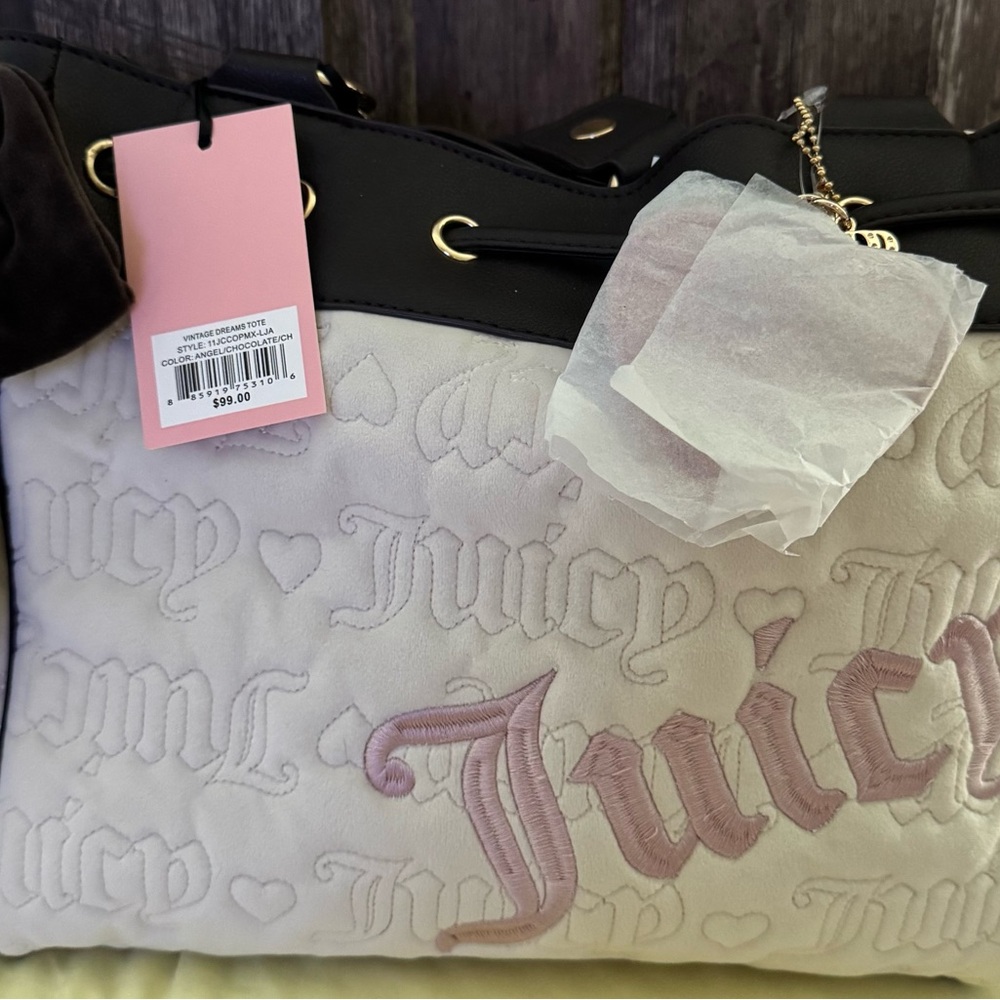 Juicy Couture Cream and pink daydreamer!